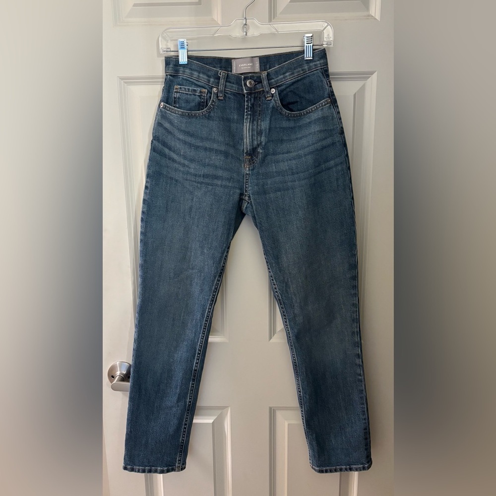 Everlane Cheeky Jean in Medium Wash, Size 25 Regular